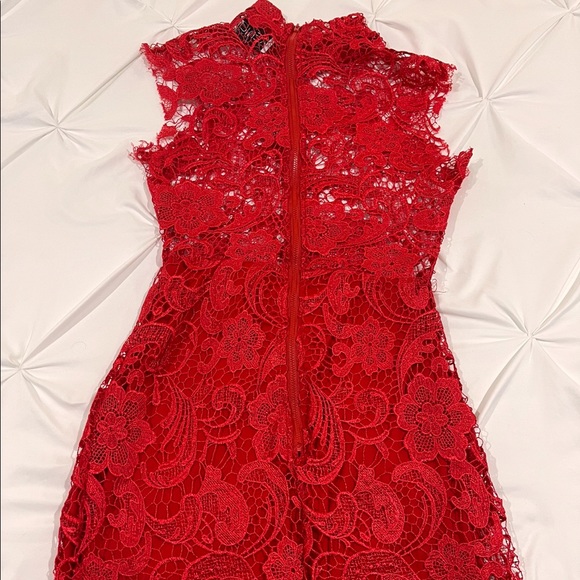 Xenia red lace dress size 10 - Picture 3 of 3